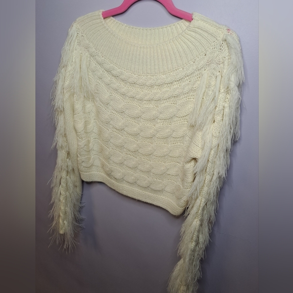 Totally FUN & SEXY AKIRA Fringed Sweater - Picture 4 of 4